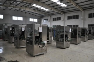 фабрика по производству слив этикеровочных машин